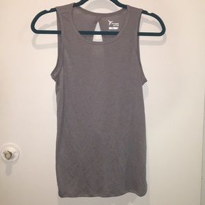 Old Navy Active Gray Flowy Workout Tank (Small)